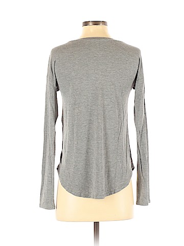 American Eagle Outfitters Long Sleeve T-Shirt (view 2)