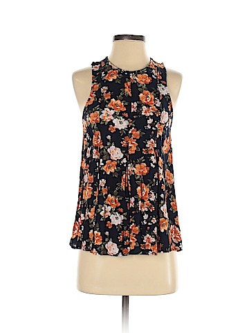 American Eagle Outfitters Sleeveless Blouse (view 1)