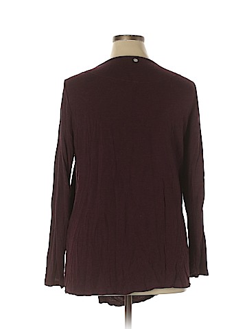 Yogalicious Long Sleeve Top (view 2)