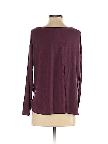 American Eagle Outfitters Long Sleeve T-Shirt (view 2)