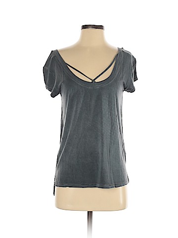 American Eagle Outfitters Short Sleeve T-Shirt (view 1)