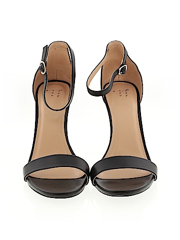 A New Day Heels (view 2)