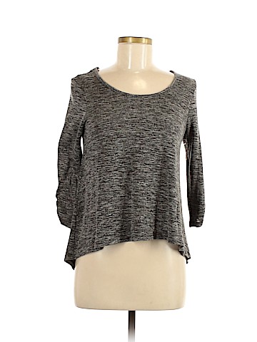 No Boundaries 3/4 Sleeve Top (view 1)