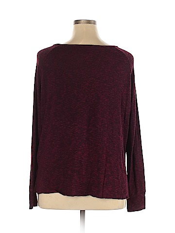 American Eagle Outfitters Pullover Sweater (view 2)