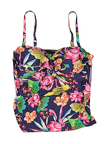 La Blanca Swimsuit Top (view 1)