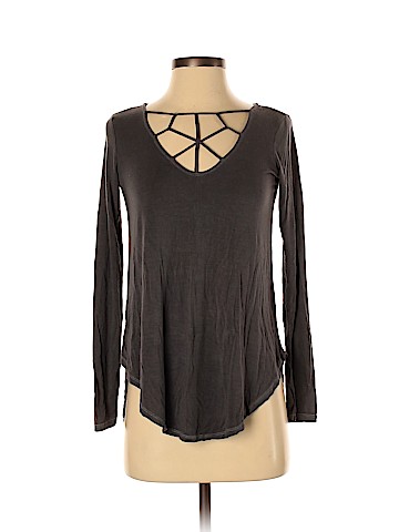 American Eagle Outfitters Long Sleeve Top (view 1)