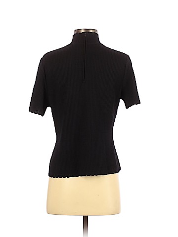 St. John Short Sleeve Top (view 2)