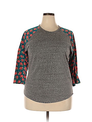 Lularoe 3/4 Sleeve T-Shirt (view 1)