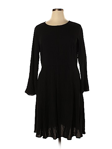 Old Navy Casual Dress (view 1)