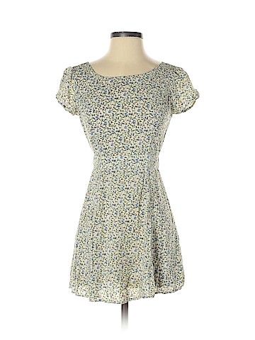 Forever 21 Casual Dress (view 1)