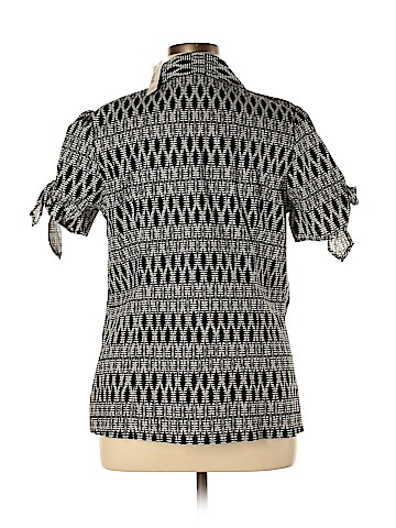 East 5th Short Sleeve Button-Down Shirt (view 2)