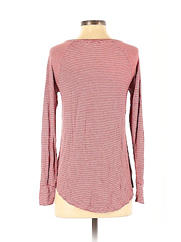 American Eagle Outfitters Long Sleeve T-Shirt (view 2)