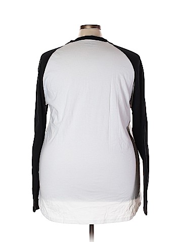 Lularoe Long Sleeve Henley (view 2)