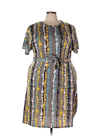 Lularoe Casual Dress (view 1)