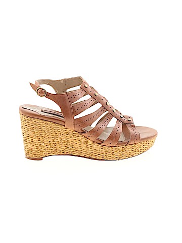 Adrienne Vittadini Wedges (view 1)