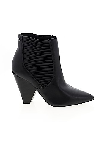 Simply Vera Vera Wang Ankle Boots (view 1)