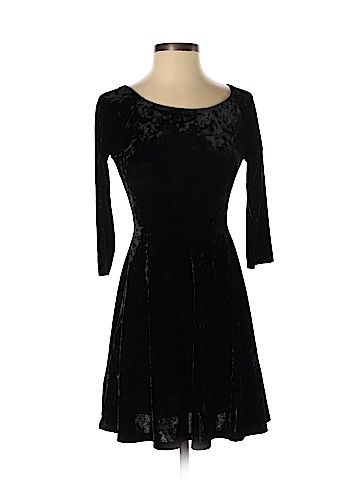 Forever 21 Casual Dress (view 1)