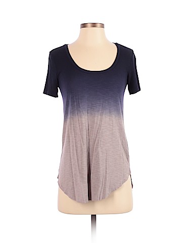 American Eagle Outfitters Short Sleeve T-Shirt (view 1)
