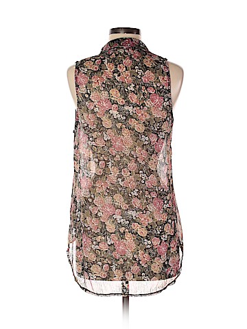 Brandy Melville Sleeveless Blouse (view 2)