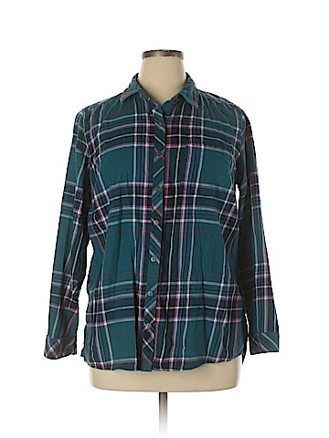 Sonoma Goods for Life Long Sleeve Button-Down Shirt (view 1)