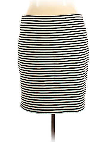 Old Navy Casual Skirt (view 2)