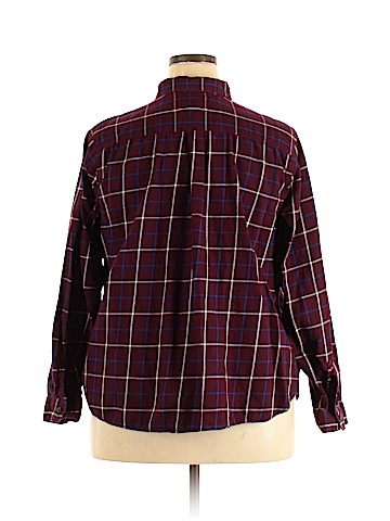 Old Navy Long Sleeve Button-Down Shirt (view 2)