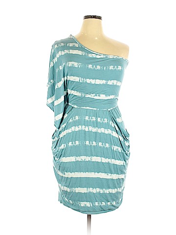 Mudd Casual Dress (view 1)