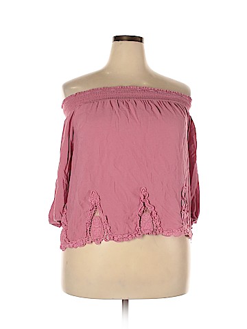 Xhilaration 3/4 Sleeve Blouse (view 1)