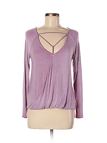 American Eagle Outfitters Long Sleeve Top (view 1)