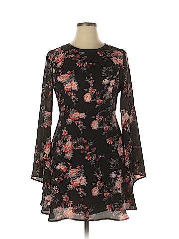 Forever 21 Contemporary Casual Dress (view 1)