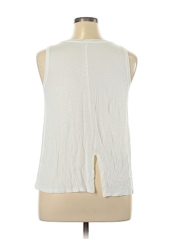 Unbranded Sleeveless Top (view 2)