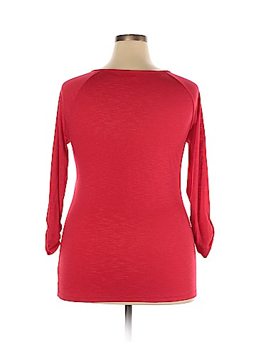 No Boundaries 3/4 Sleeve Top (view 2)