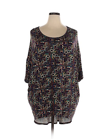 Lularoe 3/4 Sleeve T-Shirt (view 1)