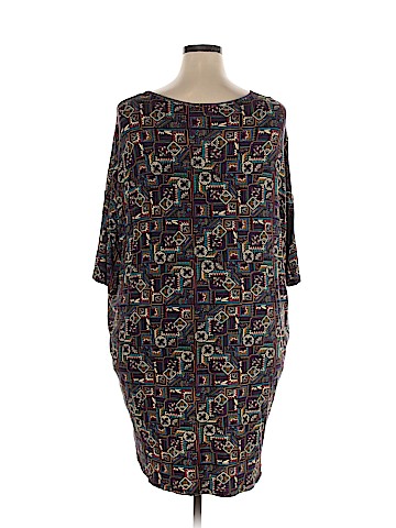 Lularoe 3/4 Sleeve T-Shirt (view 2)