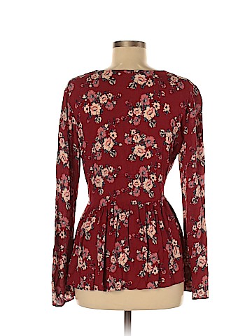 American Eagle Outfitters Long Sleeve Blouse (view 2)