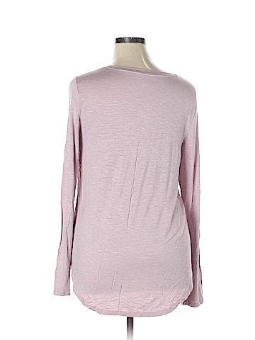 Old Navy Long Sleeve T-Shirt (view 2)