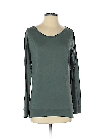 Victoria's Secret Pink Long Sleeve T-Shirt (view 1)