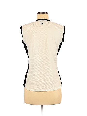 Nike Active T-Shirt (view 2)