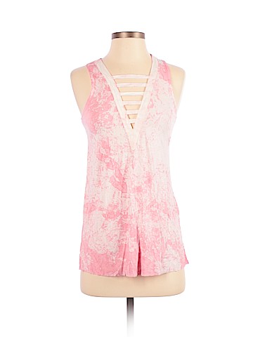 American Eagle Outfitters Tank Top (view 1)