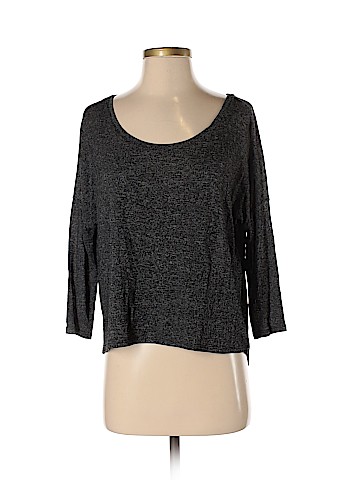 American Eagle Outfitters 3/4 Sleeve Top (view 1)