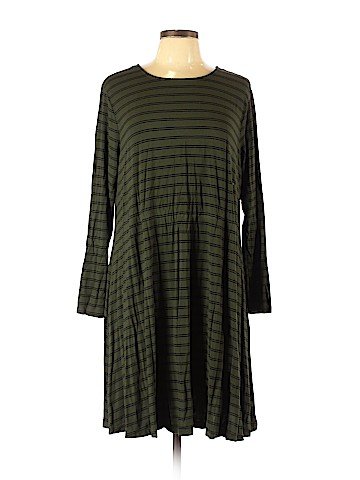 Old Navy Casual Dress (view 1)