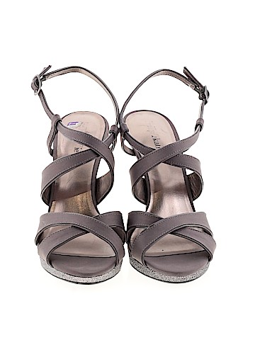 Kelly & Katie Heels (view 2)