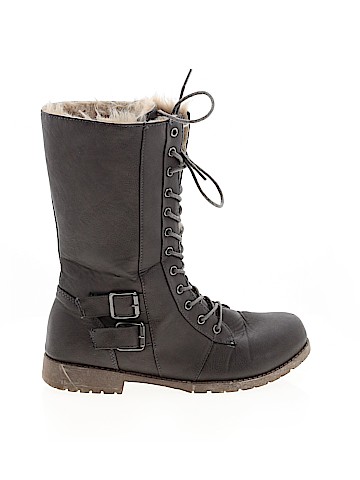 Umbro Boots (view 1)