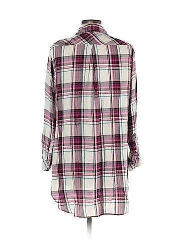 Ava & Viv Long Sleeve Button-Down Shirt (view 2)