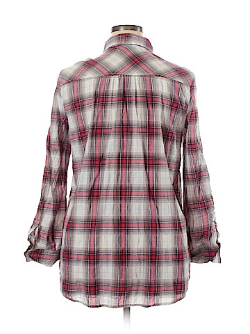 Old Navy Long Sleeve Button-Down Shirt (view 2)