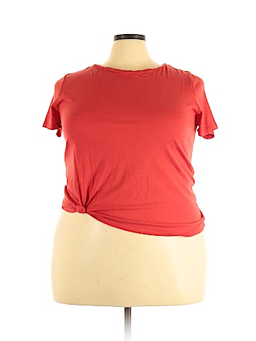 Forever 21 Plus Short Sleeve T-Shirt (view 1)