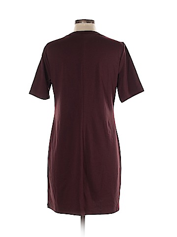 Old Navy Casual Dress (view 2)