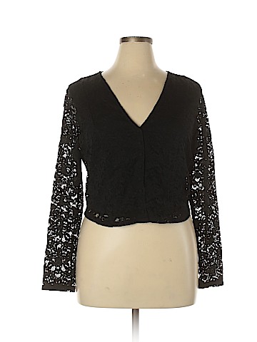 Abercrombie & Fitch Long Sleeve Top (view 1)