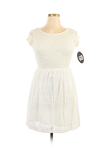 Volume One Juniors Casual Dress (view 1)