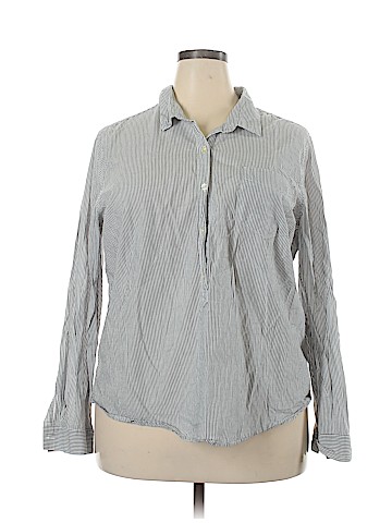 Old Navy Long Sleeve Button-Down Shirt (view 1)